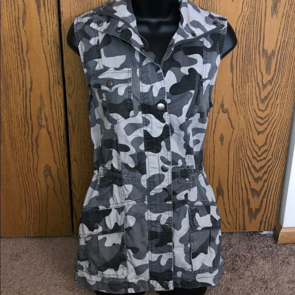 Camo Zip Up Jacket